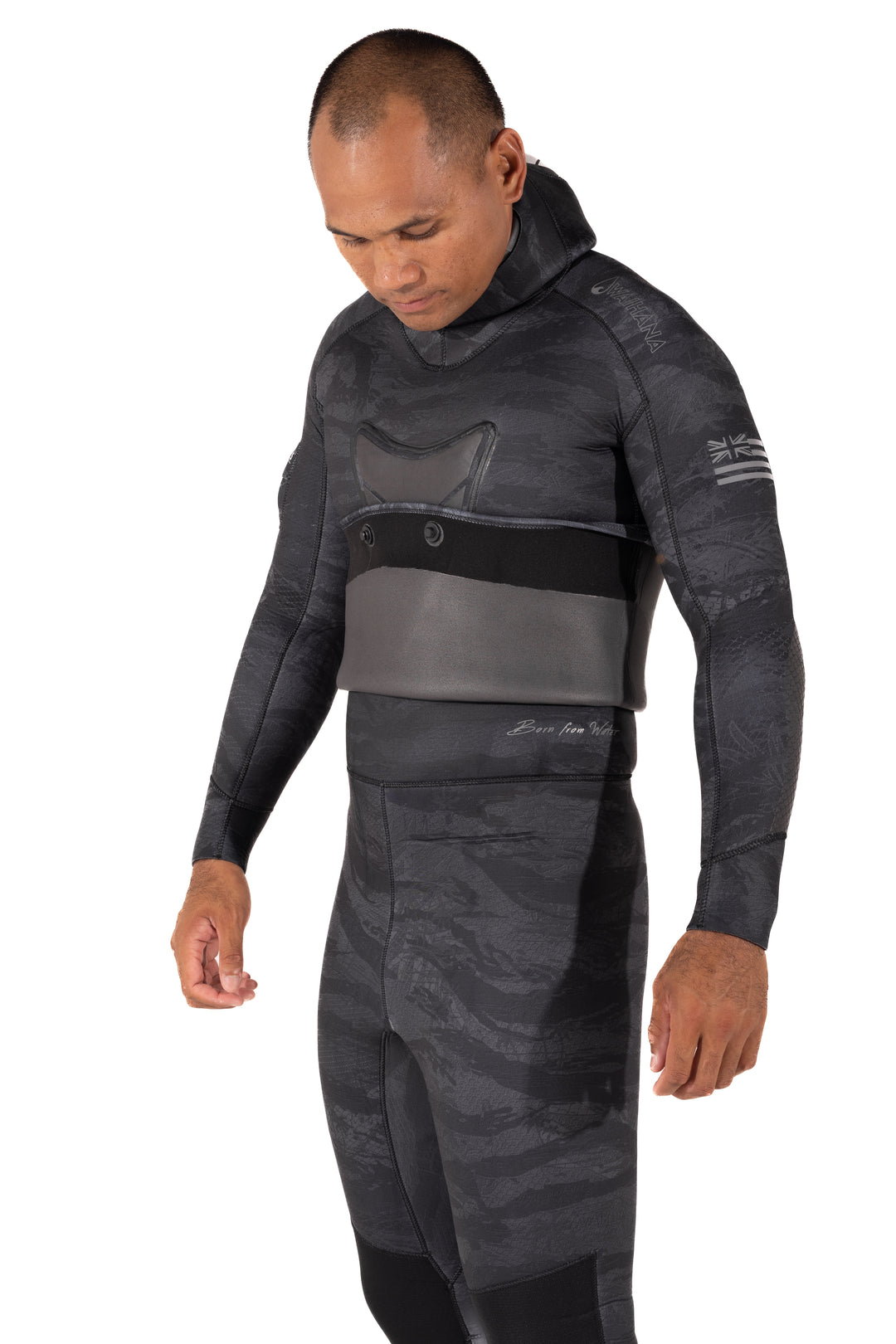 Male model wearing the Waihana Men&