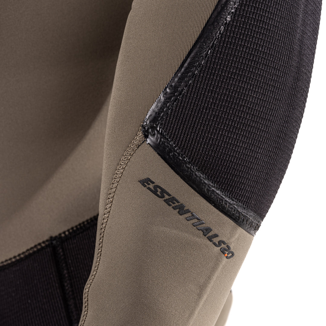 Close-up of the shoulder seam and arm panel on the Men&
