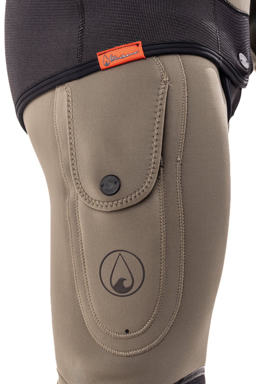 Close-up of the thigh pocket on a Waihana Men&