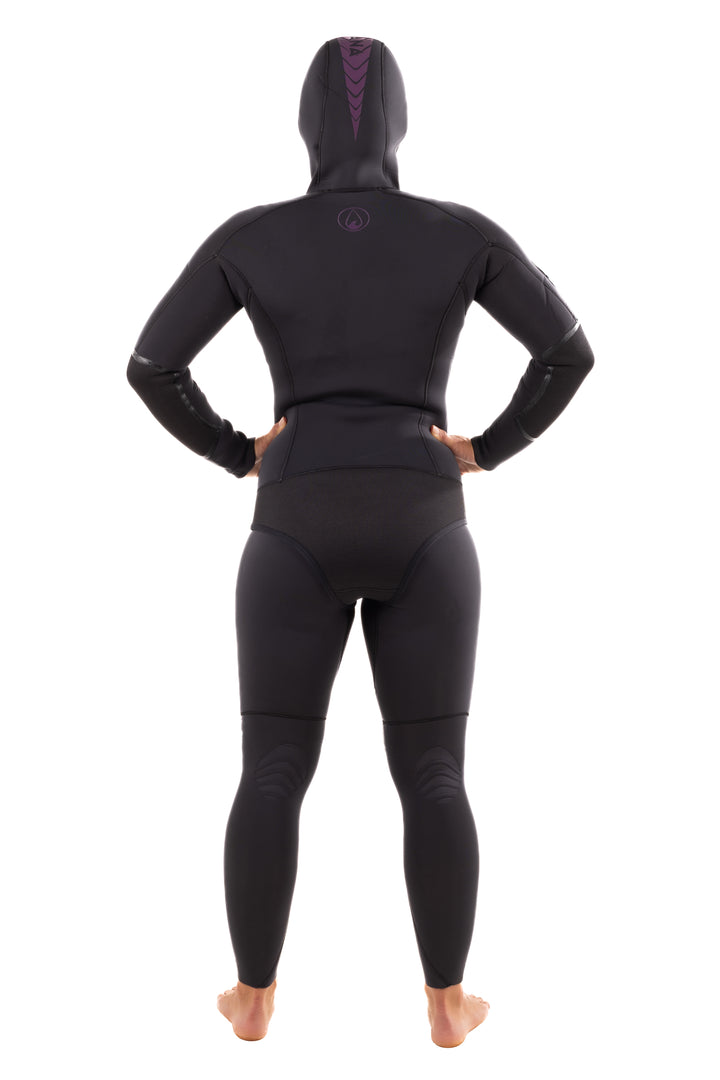 Back view of a woman wearing the Waihana Women&