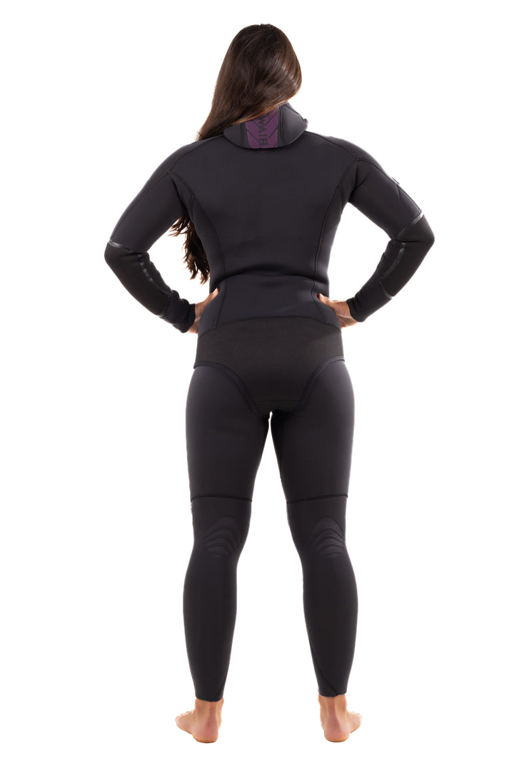 Back view of a woman wearing the Waihana Women&